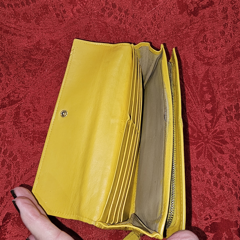 Bottega Veneta Yellow Woven Leather Clutch Continental Wallet - Picture 10 of 15